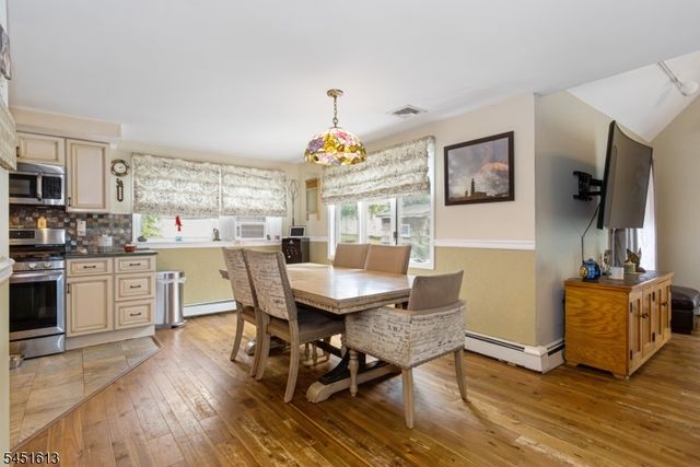 10 Wendy Terrace, Garfield City, NJ 07026