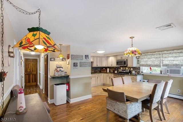 10 Wendy Terrace, Garfield City, NJ 07026