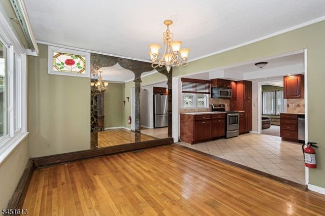 10 Wendy Terrace, Garfield City, NJ 07026