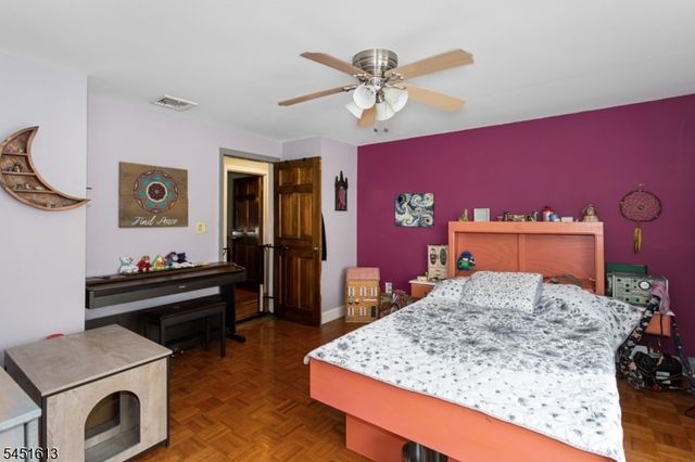 10 Wendy Terrace, Garfield City, NJ 07026