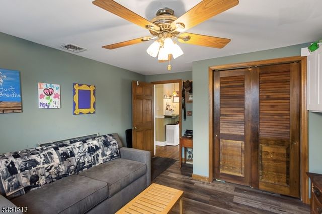 10 Wendy Terrace, Garfield City, NJ 07026