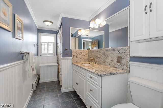 10 Wendy Terrace, Garfield City, NJ 07026