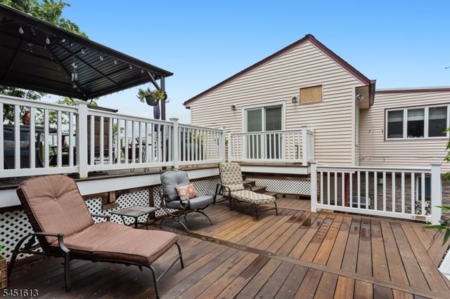 10 Wendy Terrace, Garfield City, NJ 07026
