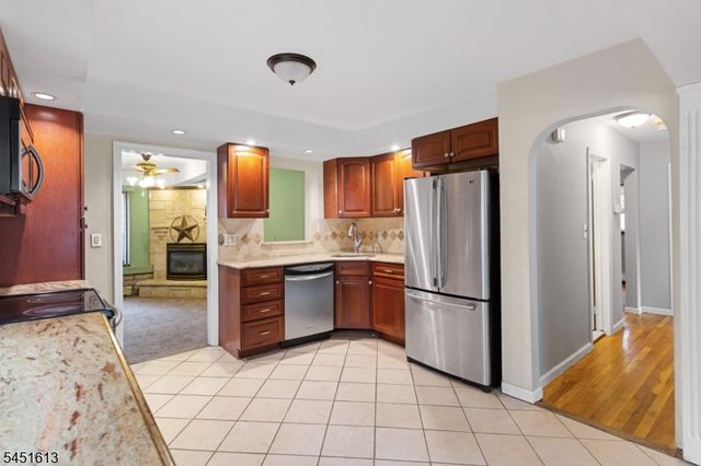 10 Wendy Terrace, Garfield City, NJ 07026