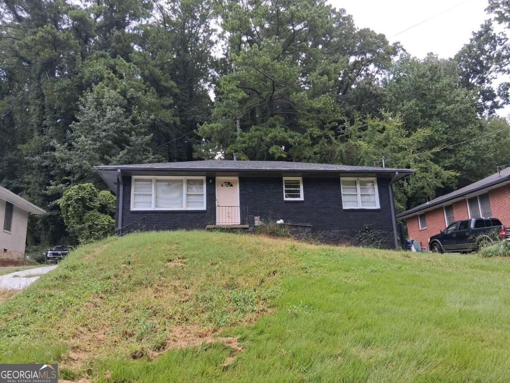 2028 Wells Drive SW, Atlanta, GA 30311 — photo 2