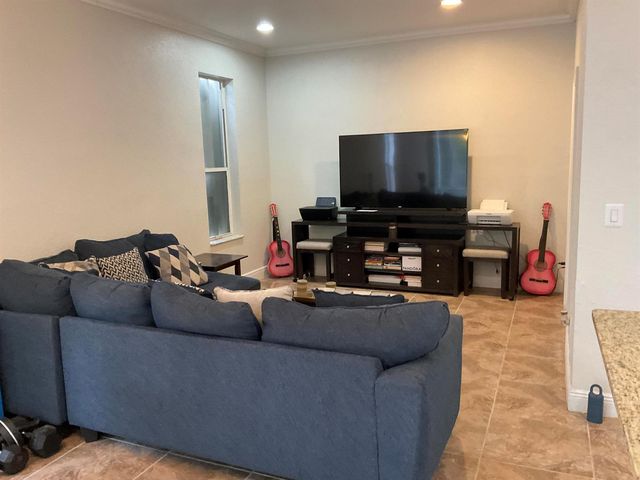 6566 Spring Meadow Drive, Greenacres, FL 33413