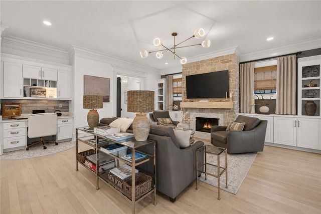 1812 Wellbourne Drive, Atlanta, GA 30324