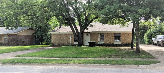 134 Bellaire Drive, Denton, TX 76209