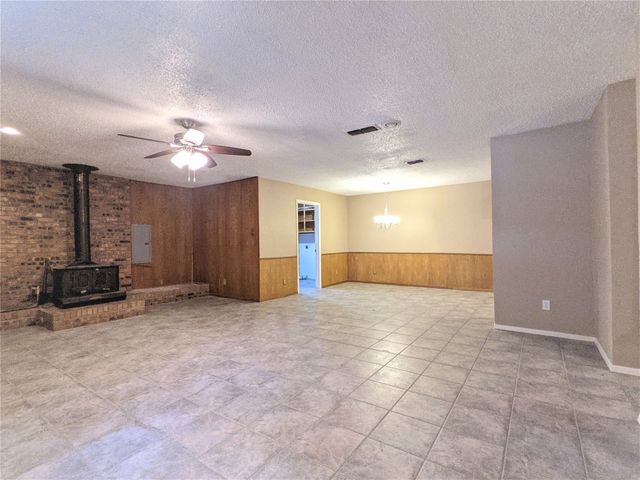 134 Bellaire Drive, Denton, TX 76209