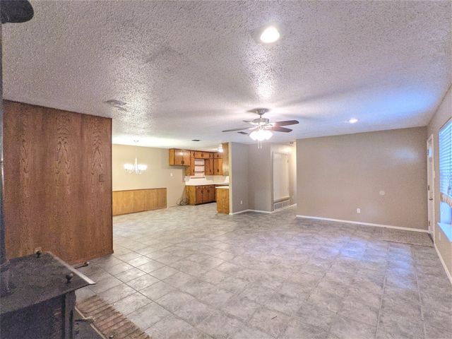 134 Bellaire Drive, Denton, TX 76209