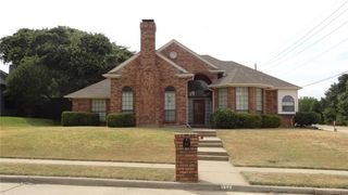 1902 Buffalo Bend Drive, Lewisville, TX 75067