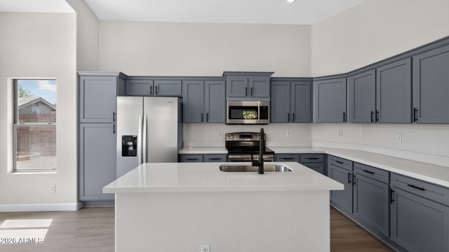 6541 W COCOPAH Street, Phoenix, AZ 85043
