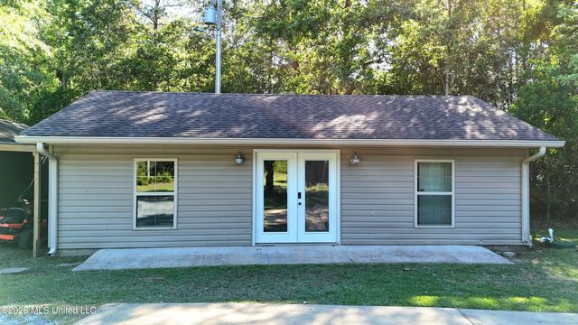 15548 Dobson Road, Biloxi, MS 39532