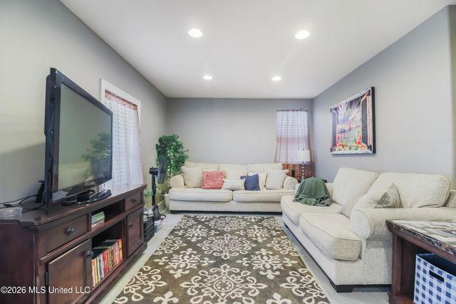 15548 Dobson Road, Biloxi, MS 39532