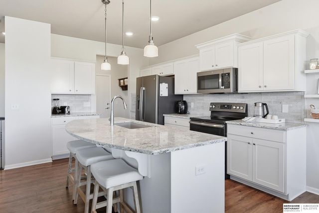 16624 Hanover Street, Bennington, NE 68007