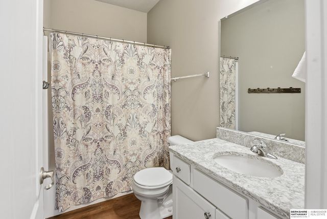 16624 Hanover Street, Bennington, NE 68007