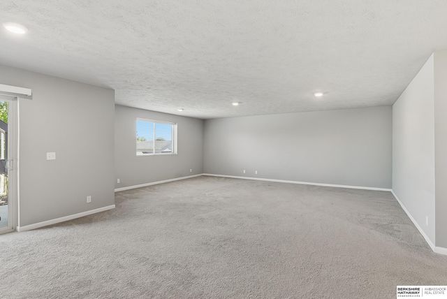 16624 Hanover Street, Bennington, NE 68007