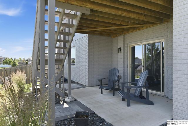 16624 Hanover Street, Bennington, NE 68007