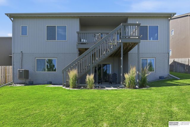 16624 Hanover Street, Bennington, NE 68007