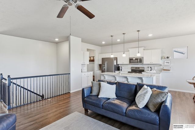 16624 Hanover Street, Bennington, NE 68007