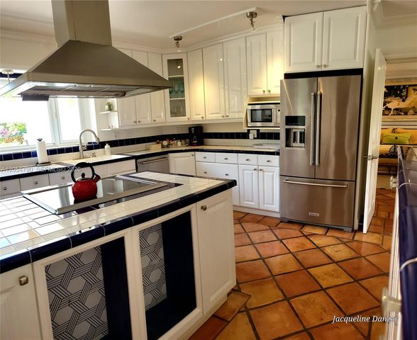 2781 NE 23rd Ct 2781, Pompano Beach, FL 33062