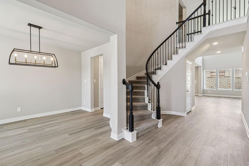 6107 Golden Plover Lane, Pearland, TX 77584
