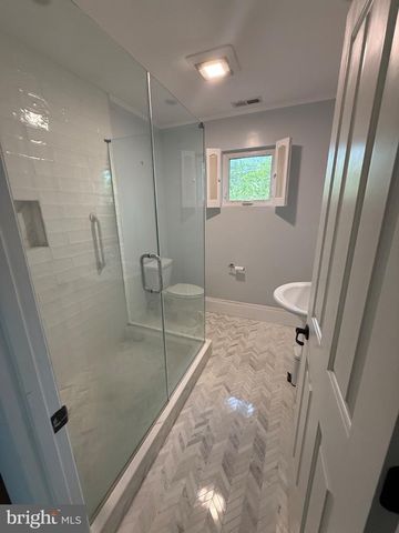 6175 COBBS RD, Alexandria, VA 22310