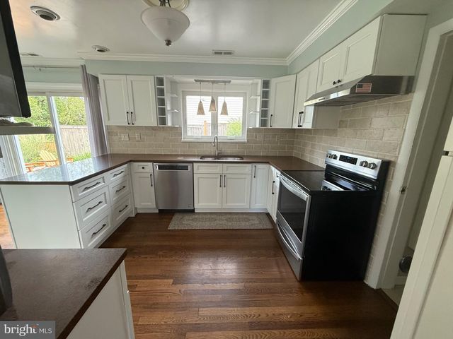 6175 COBBS RD, Alexandria, VA 22310
