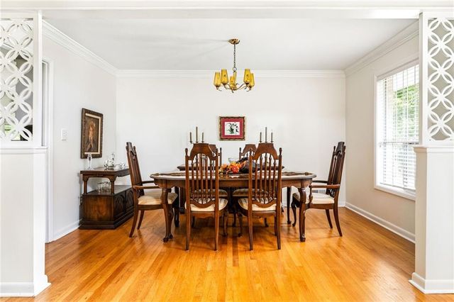 2338 Kings Point Drive, Dunwoody, GA 30338