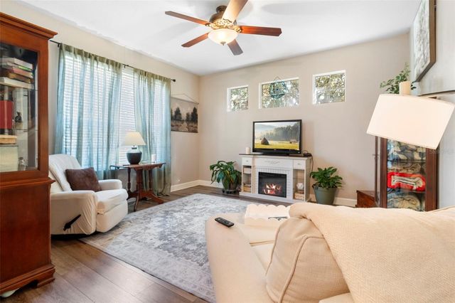 216 FOXGLOVE WAY, Deland, FL 32724