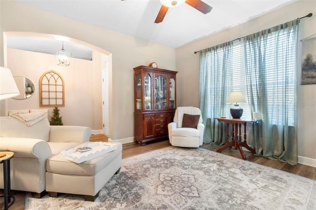 216 FOXGLOVE WAY, Deland, FL 32724