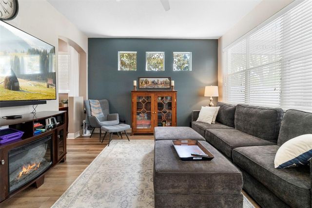 216 FOXGLOVE WAY, Deland, FL 32724