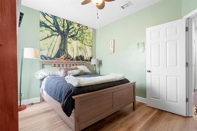 216 FOXGLOVE WAY, Deland, FL 32724