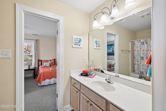 1710 N New River Drive, Holly Ridge, NC 28445