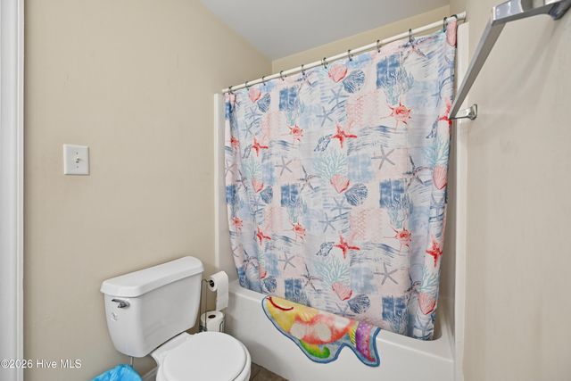 1710 N New River Drive, Holly Ridge, NC 28445