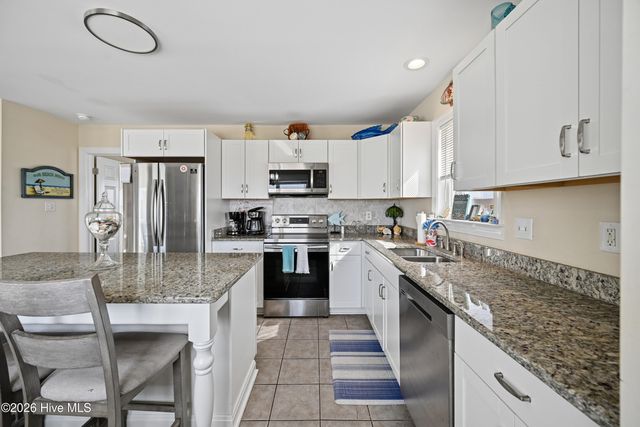 1710 N New River Drive, Holly Ridge, NC 28445
