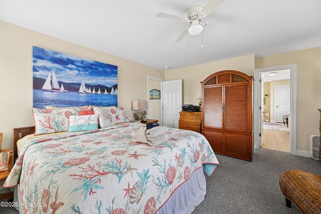 1710 N New River Drive, Holly Ridge, NC 28445