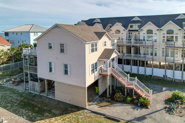 1710 N New River Drive, Holly Ridge, NC 28445