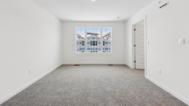 537 Yosemite Way, Mundelein, IL 60060