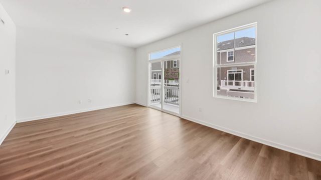 537 Yosemite Way, Mundelein, IL 60060