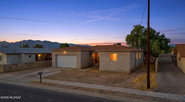 1818 N Dragoon Street, Tucson, AZ 85745