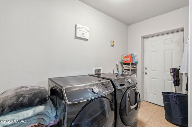 1818 N Dragoon Street, Tucson, AZ 85745