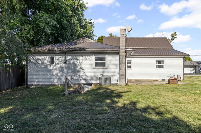 212 S McCarty Street, Fortville, IN 46040