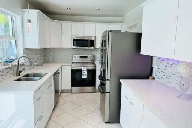 1980 NW 33rd Court, Oakland Park, FL 33309