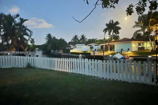 1980 NW 33rd Court, Oakland Park, FL 33309