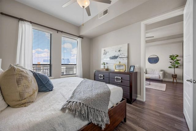 3201 Esperanza Crossing 317, Austin, TX 78758