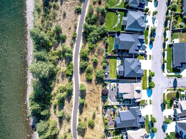 19875 E Riverwalk Ave, Liberty Lake, WA 99016