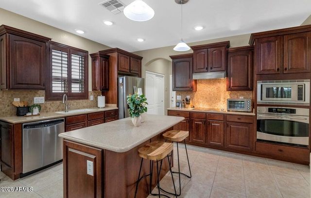 9582 W ALBERT Lane W, Peoria, AZ 85382