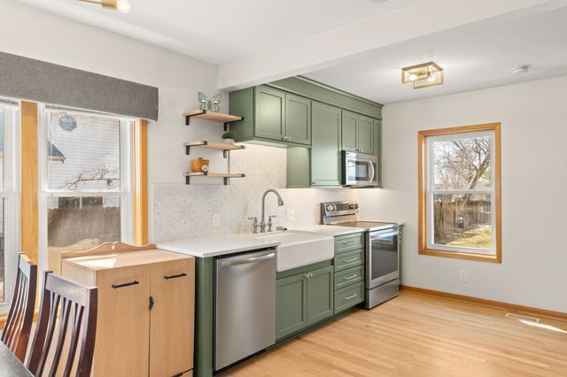 3116 52nd Street, Des Moines, IA 50310