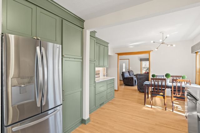 3116 52nd Street, Des Moines, IA 50310